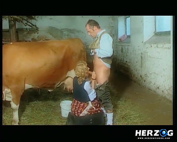 Cowandmanxxx - Milking The Cow And Then The Farmer!\