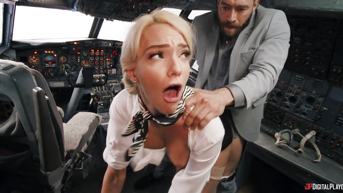 Air Hostess Fucked In The Plane