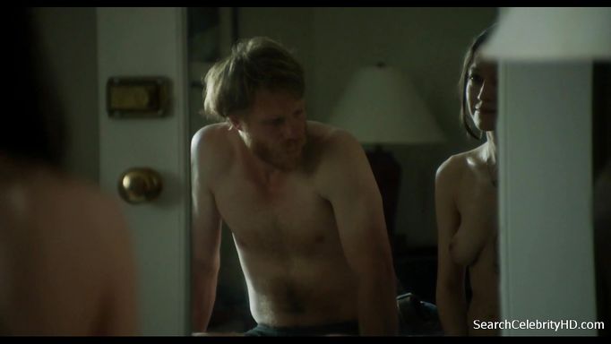 Brooke Bloom - She's Lost Control