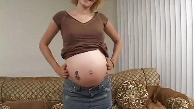 Pregnant White Whore Between Hard Cocks